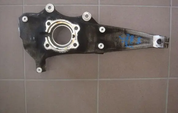 BMW 5 F10 F11 Front wheel hub spindle knuckle