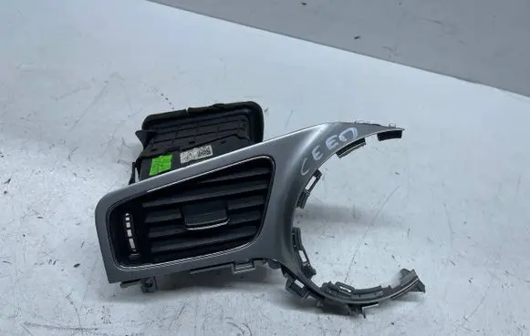 KIA Ceed Dashboard side air vent grill/cover trim 97480A2000