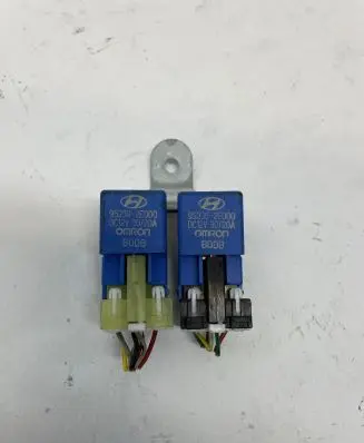 Hyundai Tucson JM Other relay 952302E000