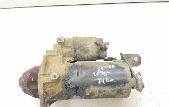 Opel Zafira A Starter motor
