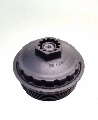 Ford Mondeo Mk III Oil filter cover 6790839430