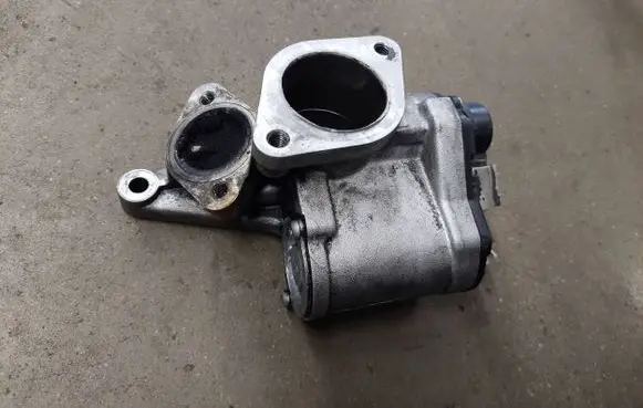 Renault Laguna II EGR valve A2c53026301 8200507299