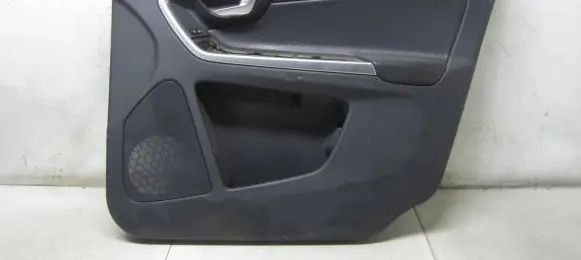 Volvo XC60 Front door card panel trim 30766388