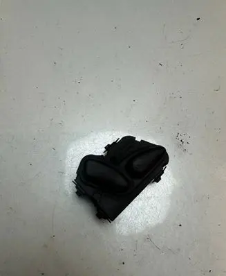 Mercedes-Benz E W211 Seat control switch 2108213751