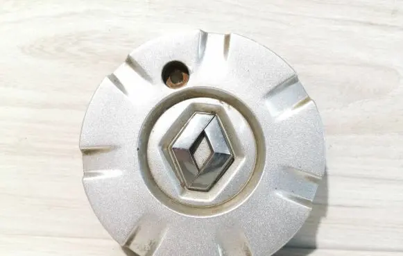 Renault Megane III Original wheel cap 8200367642