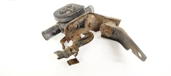 Toyota Avensis Verso Coolant heater control valve 