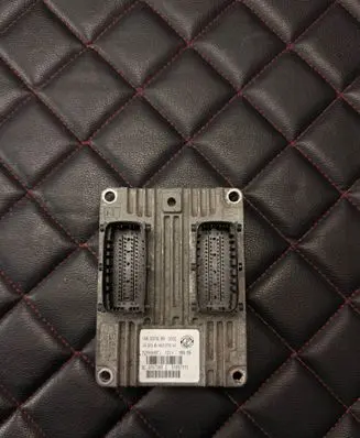 Fiat 500 Engine control unit/module ECU 51857111 7UYH9H87J 0097068E
