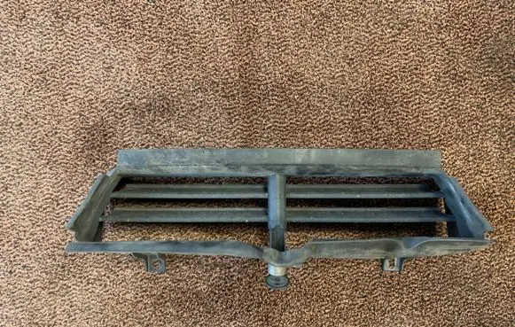 BMW 1 E82 E88 Radiator cooling fan shroud 7174452