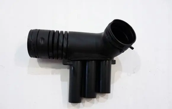 Skoda Kodiaq Air intake duct part 04E129651D