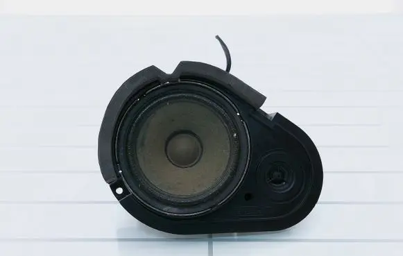 Ford Escort Front door speaker 2506250 18808