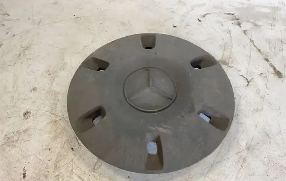 Mercedes-Benz Sprinter W907 W910 Original wheel cap A9064010025