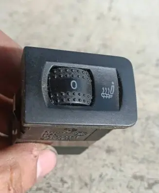 Volkswagen Bora Seat heating switch 1J0963564B