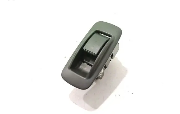 Toyota Corolla Verso E121 Electric window control switch 848010F030B0