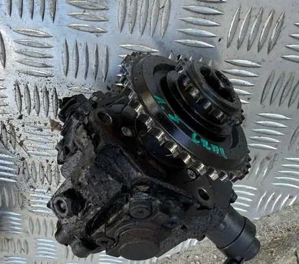 Hyundai ix35 Fuel injection high pressure pump 0445010206 331002A420 01005726628