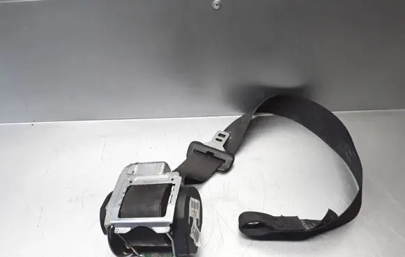 Volvo C70 Front seatbelt 604548200