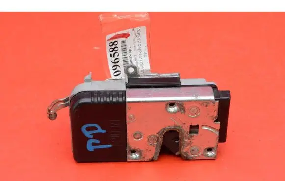 Peugeot 807 Front door lock