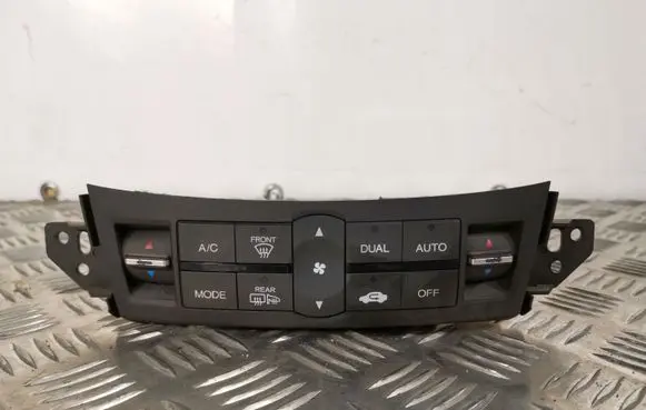 Honda Accord Climate control unit D08Y4
