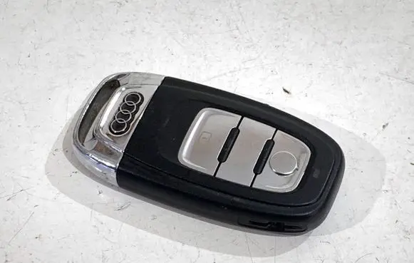 Audi A5 8T 8F Ignition key/card 8K0959754H