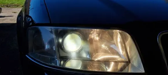 Audi A6 S6 C5 4B Headlight/headlamp 15593000