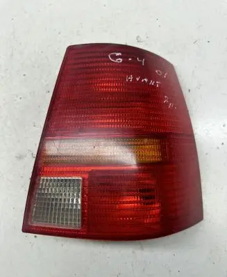 Volkswagen Golf IV Rear/tail lights 1J9945075P