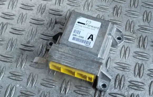 Mazda 6 Airbag control unit/module GHR157K30 EJ6D0215 K0273