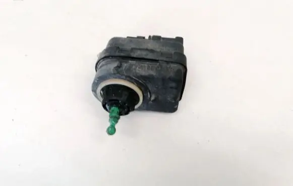 Renault Scenic I Headlight level adjustment motor 7700040141