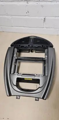 Citroen C5 Radio/GPS head unit trim 9650443077 34374M
