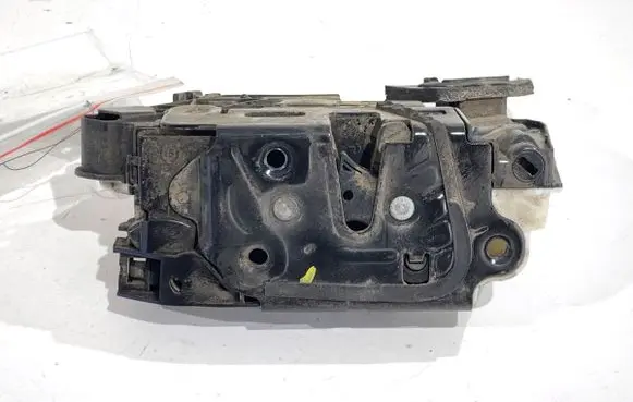 Skoda Fabia Mk3 (NJ) Front door lock 6V1837016A