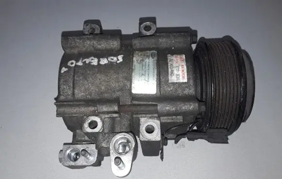 KIA Sorento Air conditioning (A/C) compressor (pump) 977013E350
