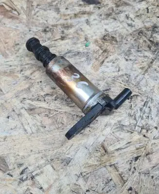 Jeep Grand Cherokee Turbo solenoid valve 05047897AC