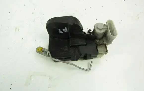 Alfa Romeo 147 Rear door lock 