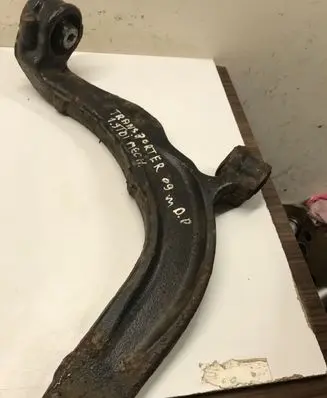 Volkswagen Transporter - Caravelle T5 Front lower control arm/wishbone