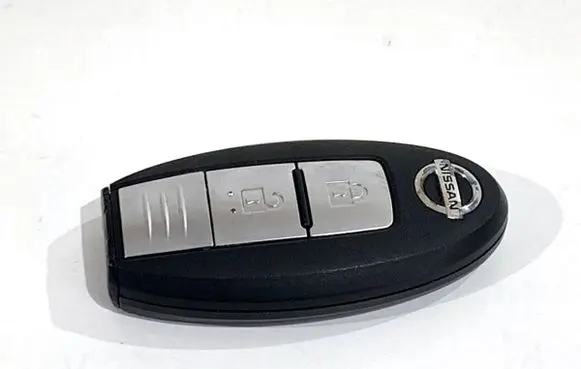 Nissan Juke I F15 Ignition key/card 