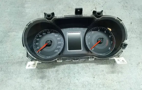 Mitsubishi Lancer X Speedometer (instrument cluster) 8100B127A528-450H