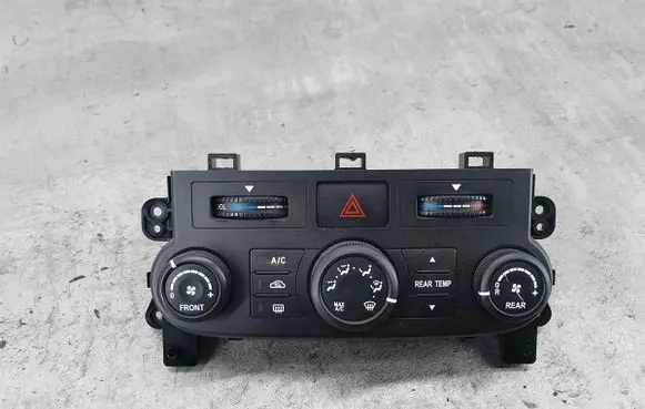 KIA Carnival Climate control/heater control trim 97250-4DXXX