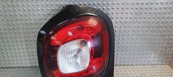 Smart ForFour II W453 Rear/tail lights S27698714 A4539063200