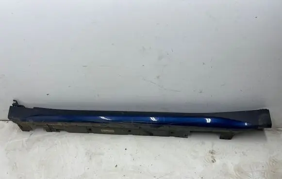 BMW X1 F48 F49 Sill