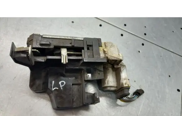 Fiat Doblo Front door lock