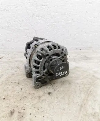 Renault Captur Generator/alternator 231002854r