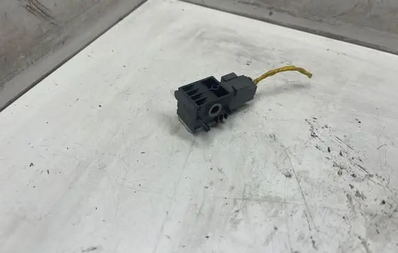 Hyundai Santa Fe Airbag deployment crash/impact sensor 9592028000