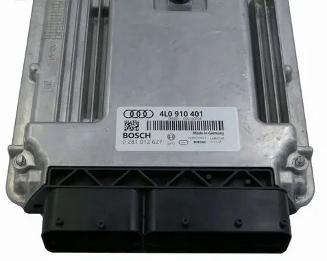 Audi Q7 4L Engine control unit/module 4L0910401