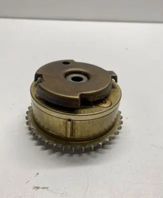 BMW 5 E60 E61 Camshaft pulley/ VANOS 7545959 7526435