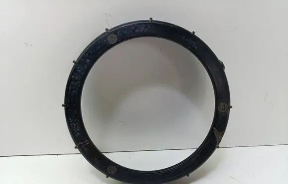 Toyota Avensis T250 In tank fuel pump screw locking ring/nut 