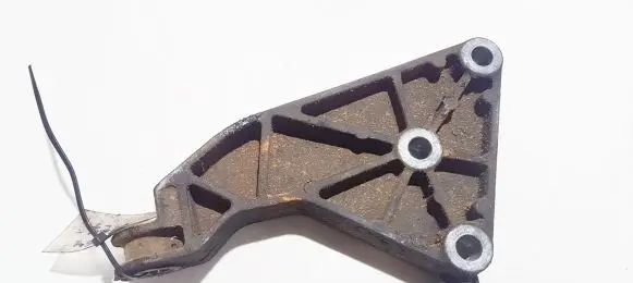 Opel Astra G Engine mounting bracket 90575233