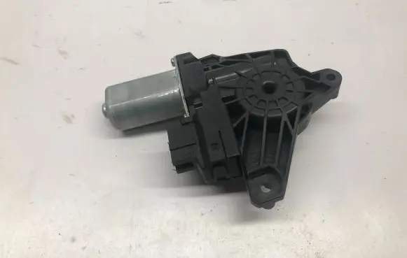Mercedes-Benz GLE (W166 - C292) Rear door window regulator motor A2469063200
