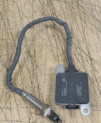 Mercedes-Benz E W213 Lambda probe sensor A0009058011