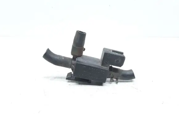 Volvo XC90 Vacuum valve 30670448 72224011