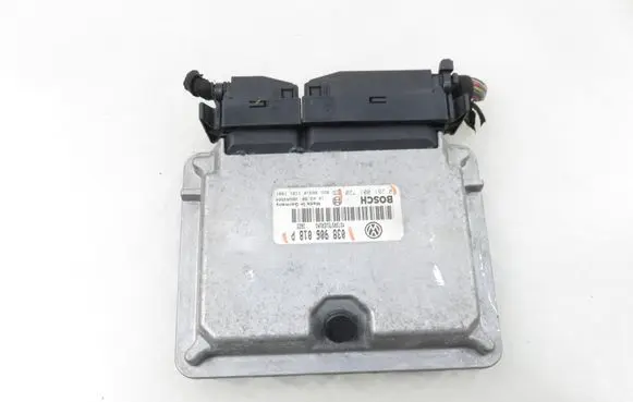 Volkswagen PASSAT B5 Engine control unit/module 0281001720 038906018P