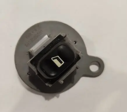 Citroen Xsara Picasso Electric window control switch 9638569080