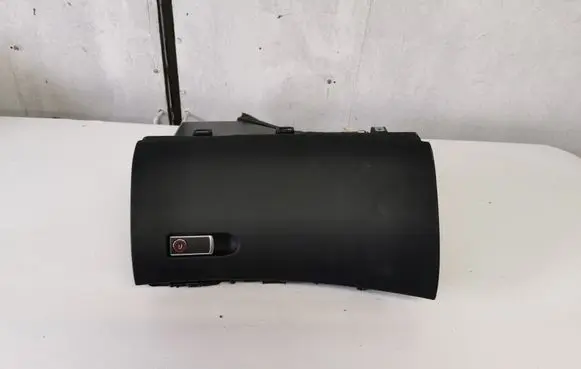 Mercedes-Benz E W213 Glove box A2136800391